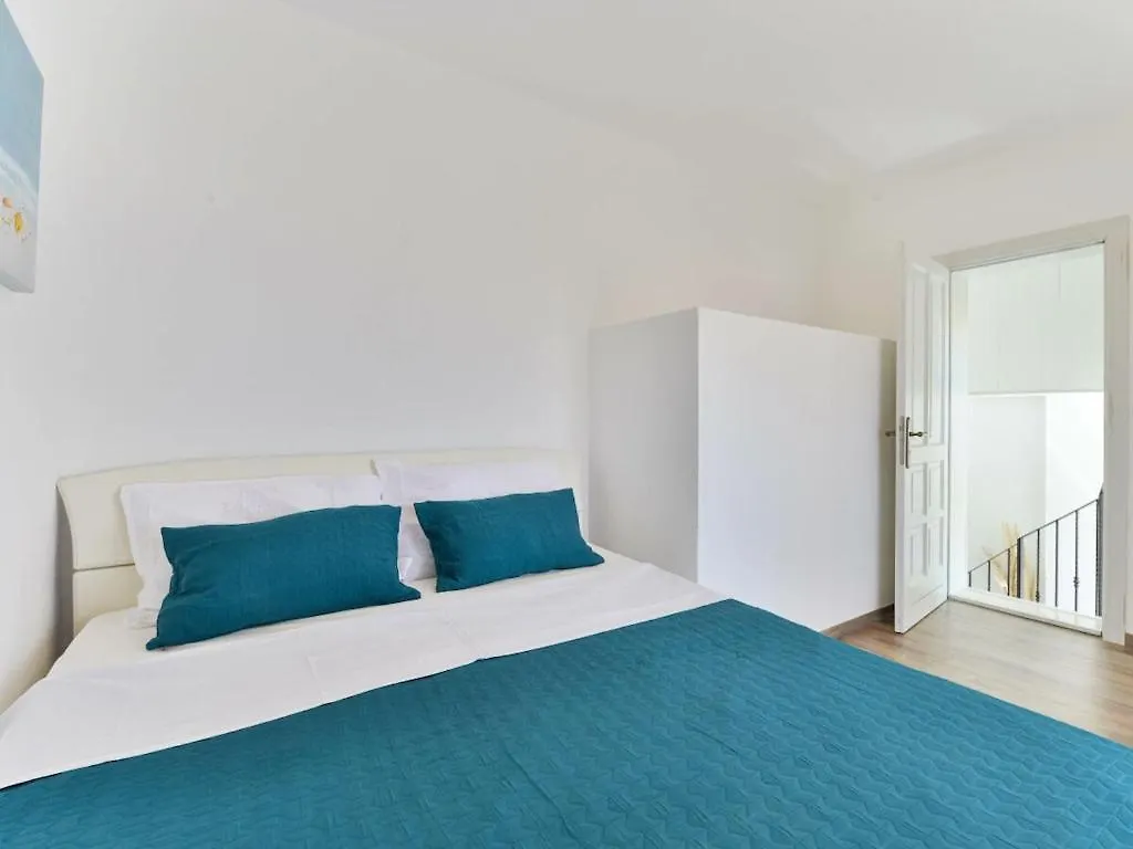 Marinic Comfortable Holiday Residence Zadar Villa