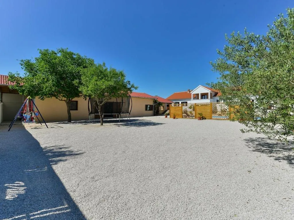 Marinic Comfortable Holiday Residence Zadar
